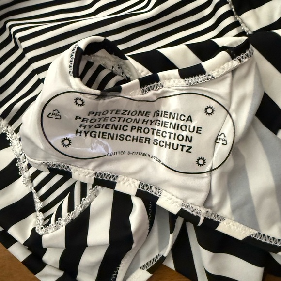 NWT - Belsira Neck-holder Candy Striped Vintage Style Swimsuit (BLACK/WHITE) - Picture 8 of 13